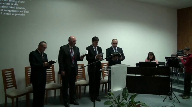 Gabriel Maurer,Servici Divin